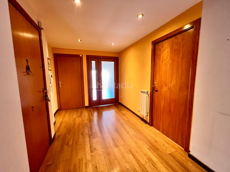 Foto 3d9143db-406e-49df-a12a-9cfcae04127a. Duplex with heating parking in Centre - Passeig i Rodalies Manresa