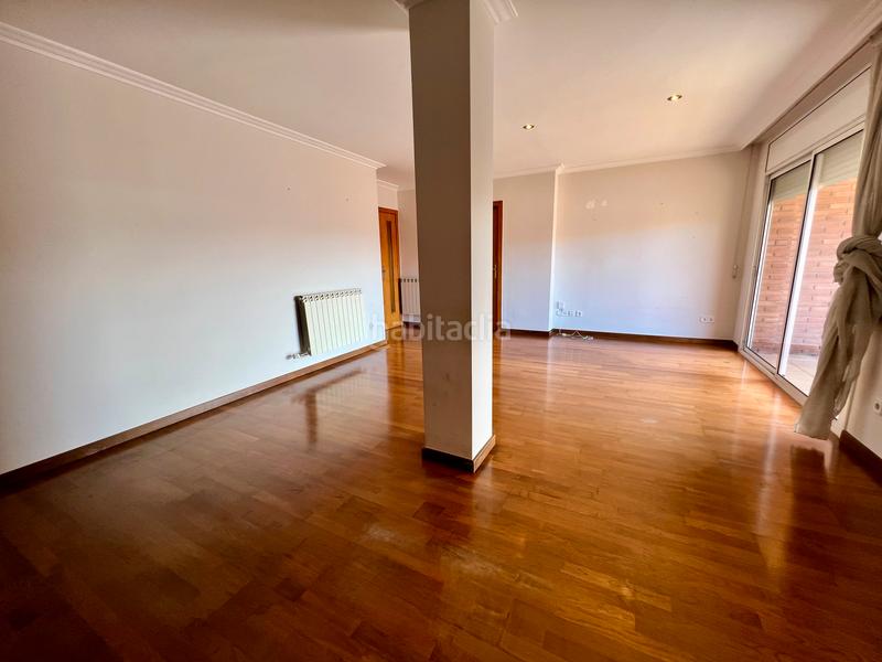 Foto 48ecfb15-10c4-464a-8247-e1f6e02ce8f8. Duplex with heating parking in Centre - Passeig i Rodalies Manresa