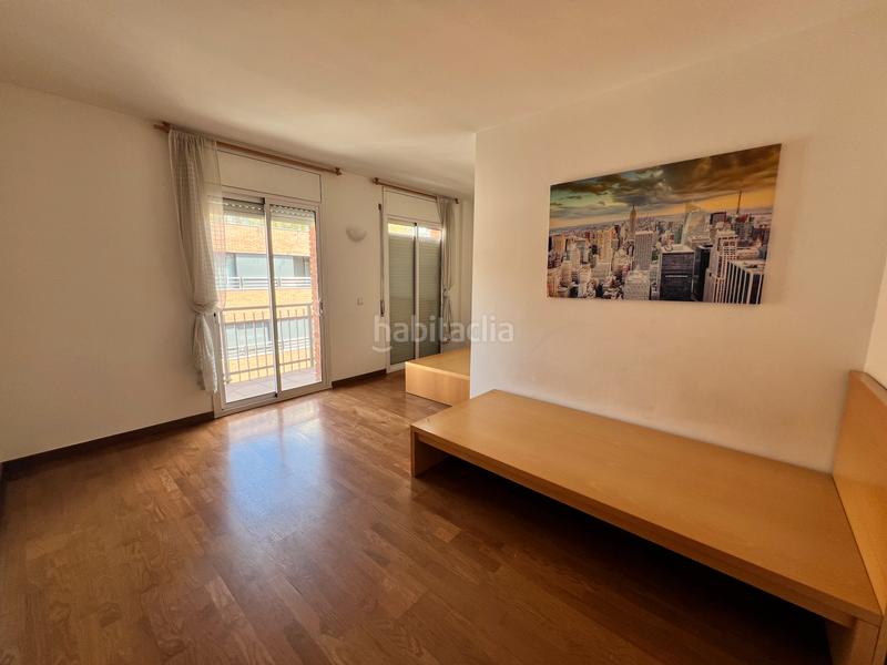 Foto 94cdb6b4-1bcc-4020-9ae5-ea41b849f0ad. Duplex with heating parking in Centre - Passeig i Rodalies Manresa