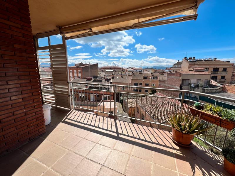 Foto b031d957-40b4-47c9-a64c-5eccd4645592. Duplex with heating parking in Centre - Passeig i Rodalies Manresa