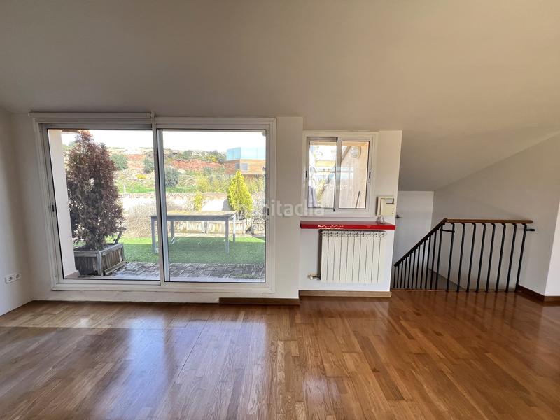 Foto d9d6be61-b748-44d4-8bd2-a0299560c92d. Duplex with heating parking in Centre - Passeig i Rodalies Manresa