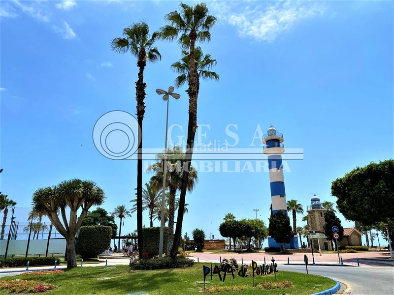 Foto 72ec2f9f-1a1a-4b6b-86d4-4f99a9ab00f7. Local comercial a Poniente-Faro Torre del Mar