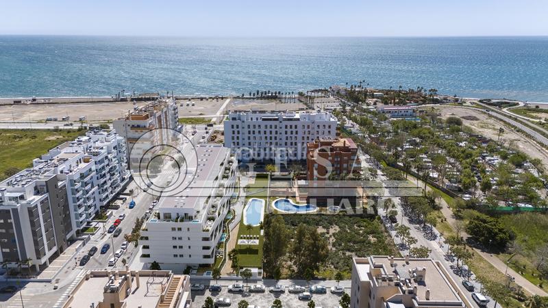 Foto 5ab0706a-2f88-4c74-a2d5-df4036442ae0. Piso en Poniente-Faro Torre del Mar