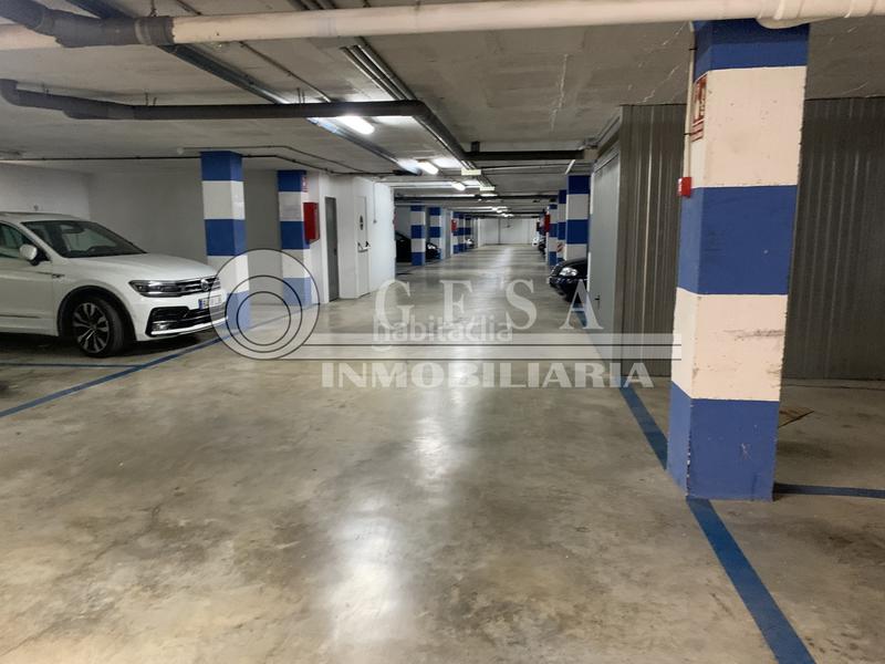 Foto d58a8e0f-4f63-4721-b743-7457acbd0d6e. Pis amb calefacció aparcament piscina a Paseo Marítimo de Levante Torre del Mar