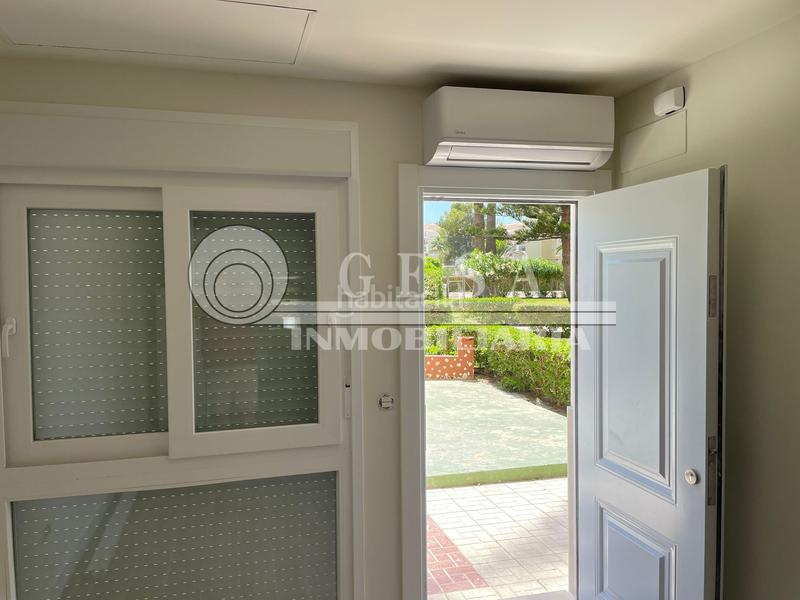 Foto 5e93ecae-1d8b-4cff-a3aa-4a46a944cf9e. Piso en Laguna Beach Torrox