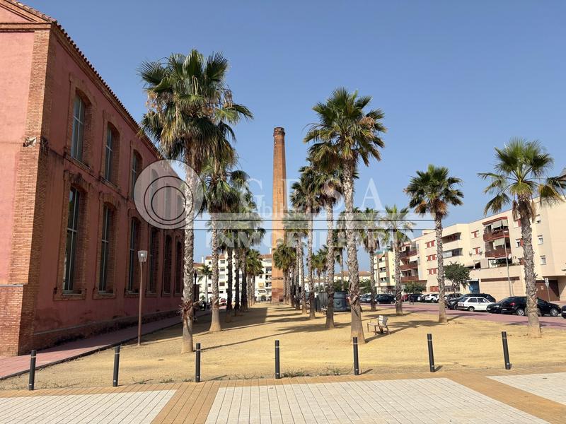 Foto 5828b559-916e-42eb-b477-bec1ca69cbf1. Piso en Paseo Marítimo de Levante Torre del Mar