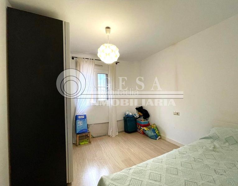 Foto e7f1e332-7bd6-40c7-b021-c7a16ad20b5b. Piso en Paseo Marítimo de Levante Torre del Mar