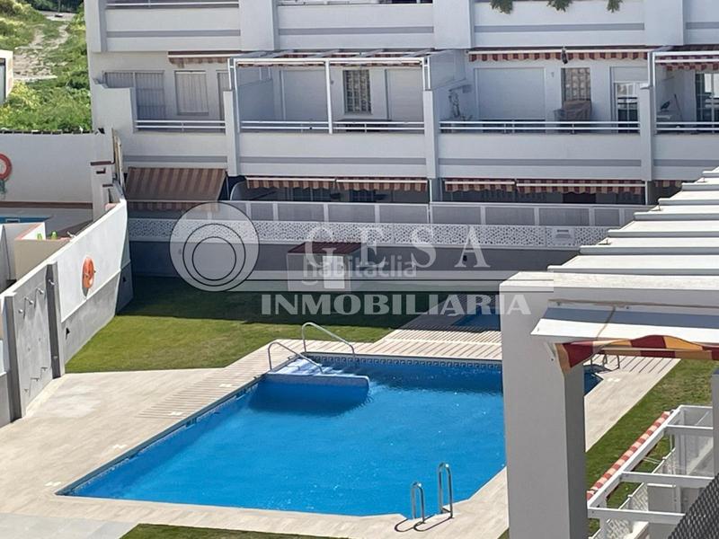 Foto 8ea2d3db-7323-4c87-adff-a216062db351. Pis amb aparcament piscina a Urbanización Santa Rosa Torrox