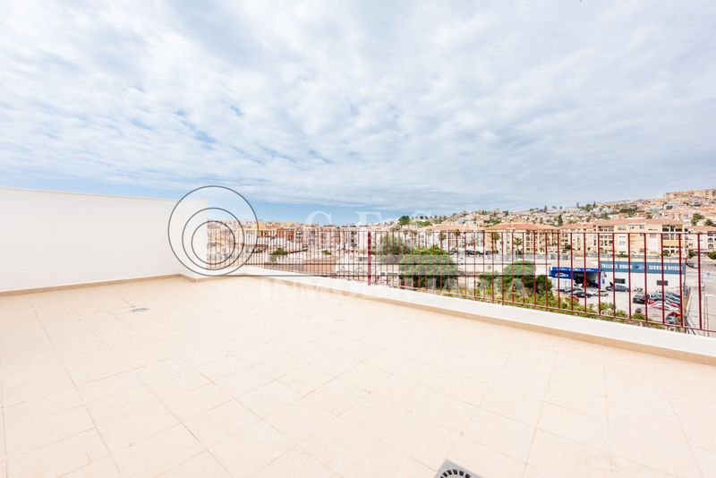 Foto 02566576-6f91-4801-ae03-834ae74289cf. Piso en Centro Torre del Mar