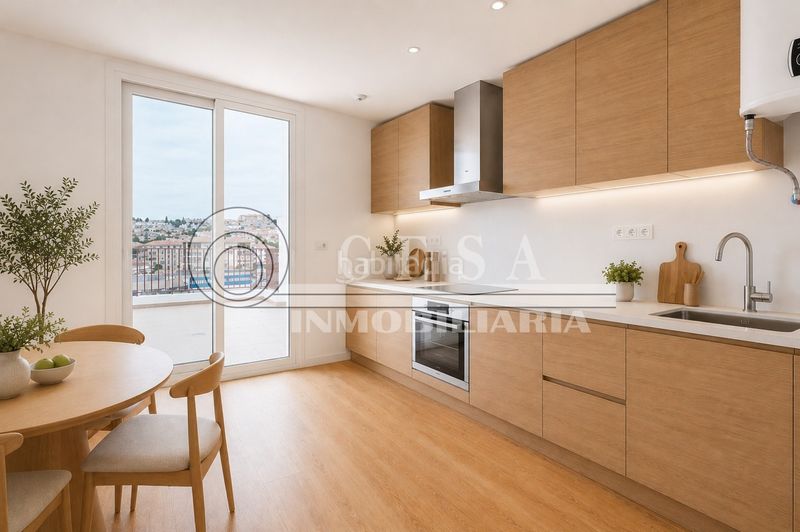 Foto a7c67518-0186-49d7-bc1e-e67ee08b5eb3. Piso en Centro Torre del Mar