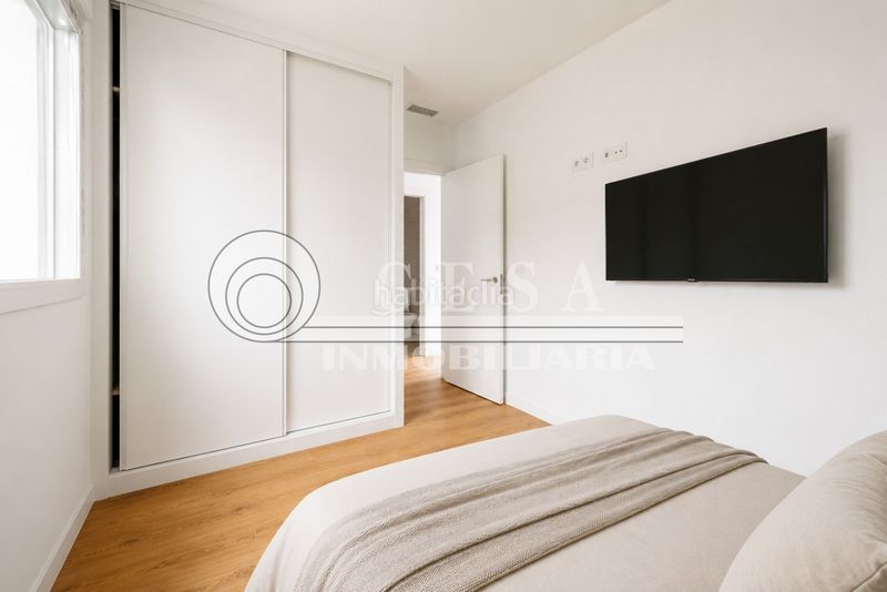 Foto bbb5220c-0c5a-48bc-b28b-87428c2dcba4. Piso en Centro Torre del Mar