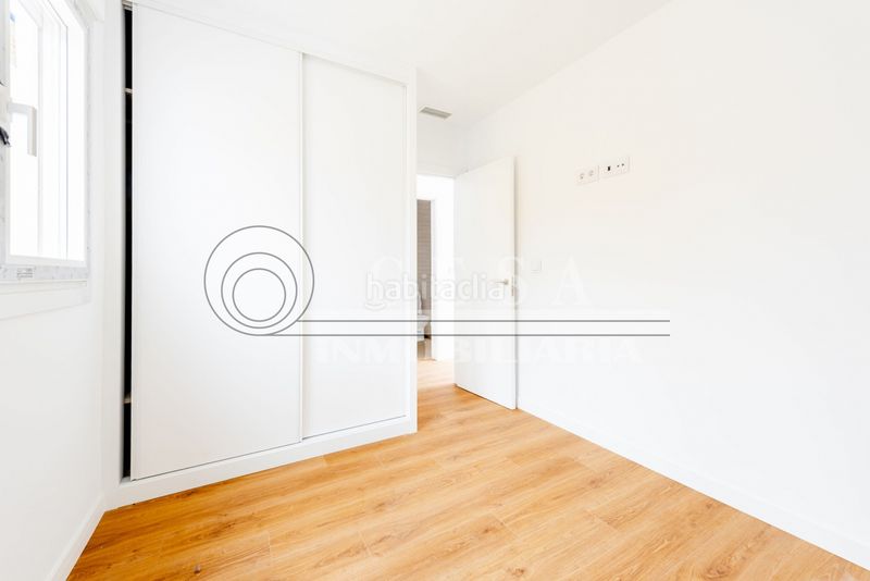 Foto ff4dcdf3-6fea-45bd-b990-b59c2b039ebf. Piso en Centro Torre del Mar