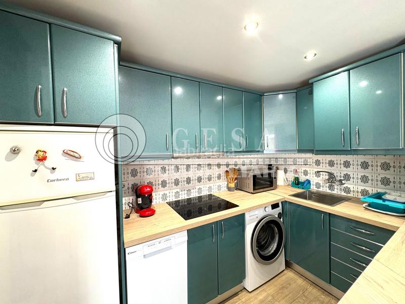 Foto a22b9ebc-b1a5-4bf5-9c62-35019c471c98. Pis amb piscina a Poniente-Faro Torre del Mar