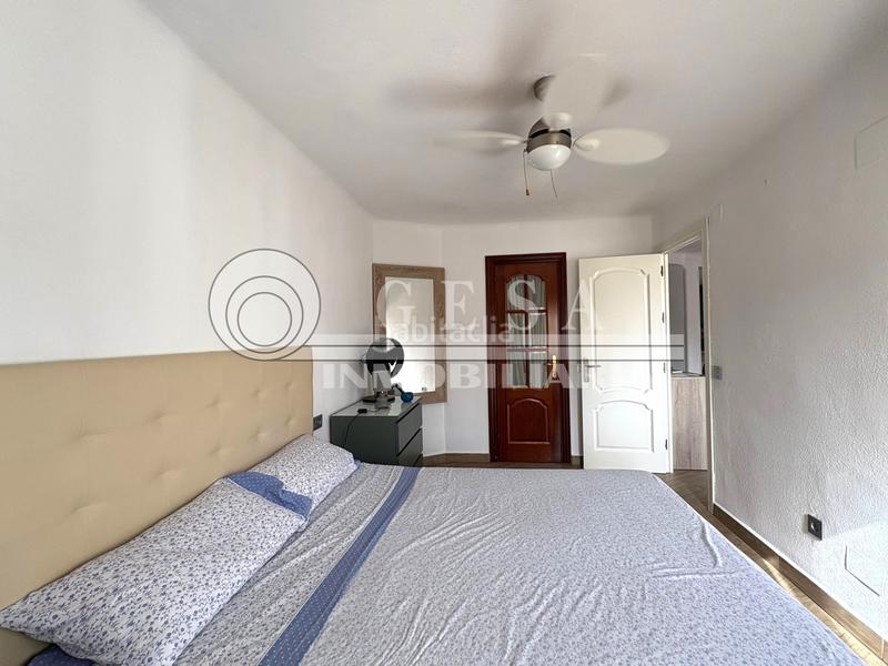 Foto ad2e8ff7-c6b4-4872-a295-6b699916e555. Pis amb piscina a Poniente-Faro Torre del Mar