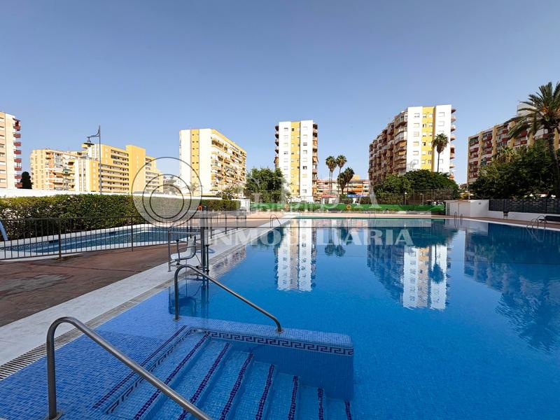 Foto d418cc37-6b18-4987-b7d9-5ea28f443a48. Piso en Poniente-Faro Torre del Mar