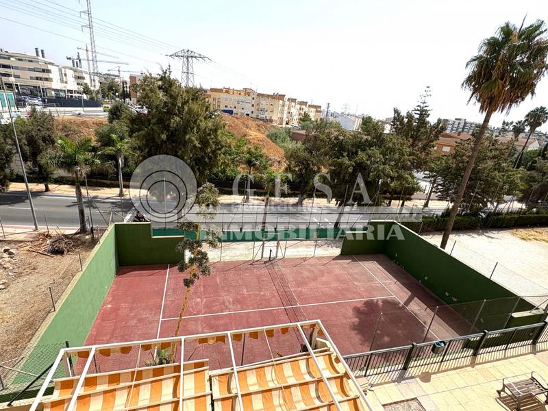 Foto 4bd1ddcc-810c-4b4f-a6f9-34ef3e63b23d. Etagenwohnung mit parking pool in Viña Málaga Torre del Mar