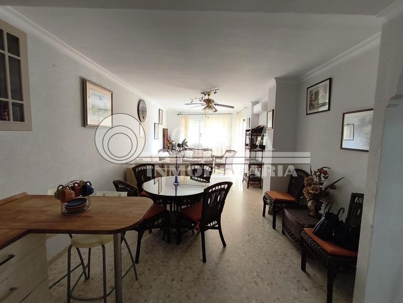 Foto 4c531429-0c97-4d94-b6ae-be8bbfeb5e6f. Appartement avec parking piscine dans Urbanización Santa Rosa Torrox