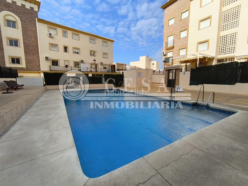 Foto c3a417ba-de63-4186-9c67-c941920dbbcc. Appartement avec parking piscine dans Urbanización Santa Rosa Torrox