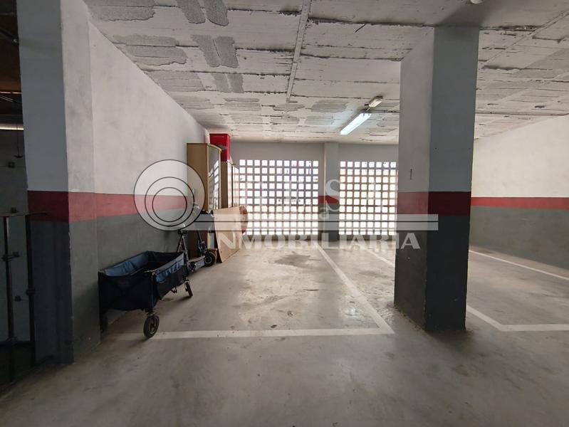 Foto c78804a0-05b0-4b39-8e0f-8b9743be8d27. Appartement avec parking piscine dans Urbanización Santa Rosa Torrox