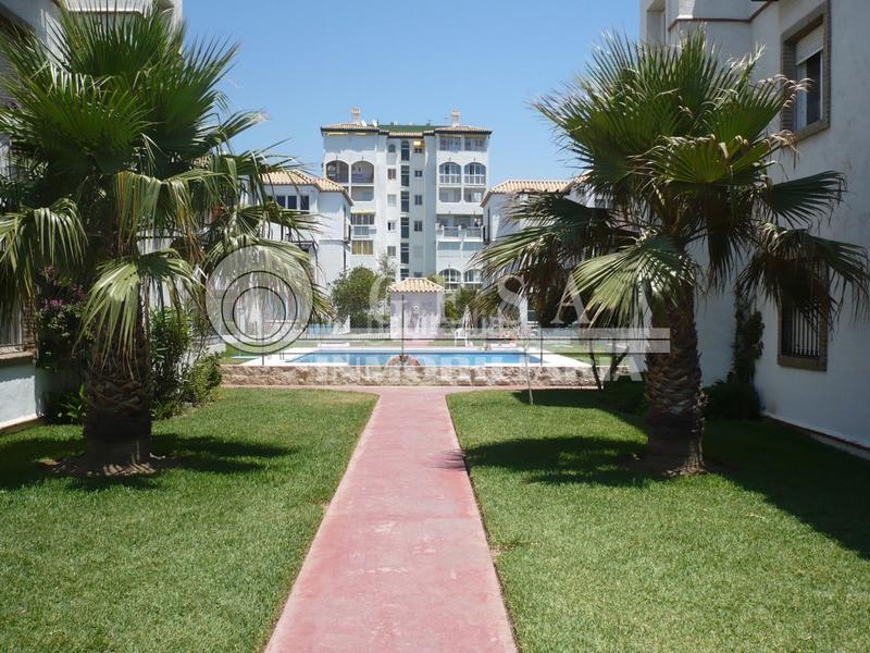 Foto 510e6c69-cfec-4436-a8ff-a50a669570c5. Etagenwohnung mit pool in Laguna Beach Torrox