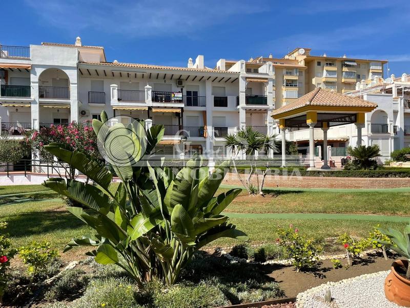 Foto a7c5faf2-d6fa-4354-9d52-65d72c5414bf. Piso en Laguna Beach Torrox