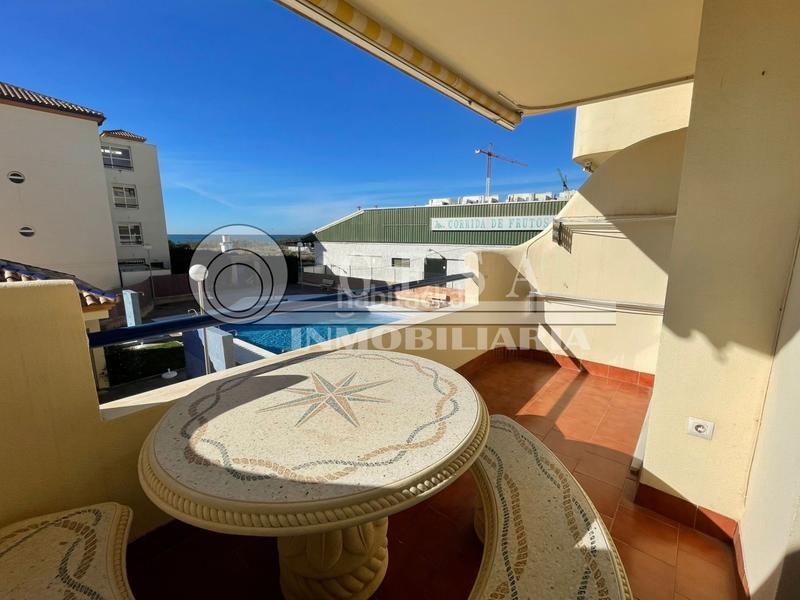 Foto ab046207-b451-404c-92f1-2517db033d64. Appartamento con piscina in Laguna Beach Torrox