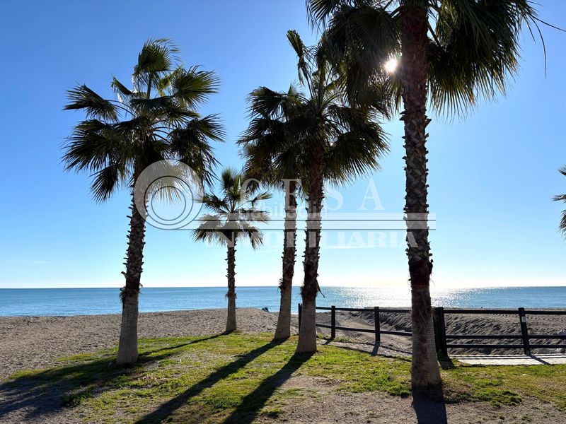 Foto 5740b26c-f597-4e61-a96e-a28ba0e45b1d. Piso en Poniente-Faro Torre del Mar
