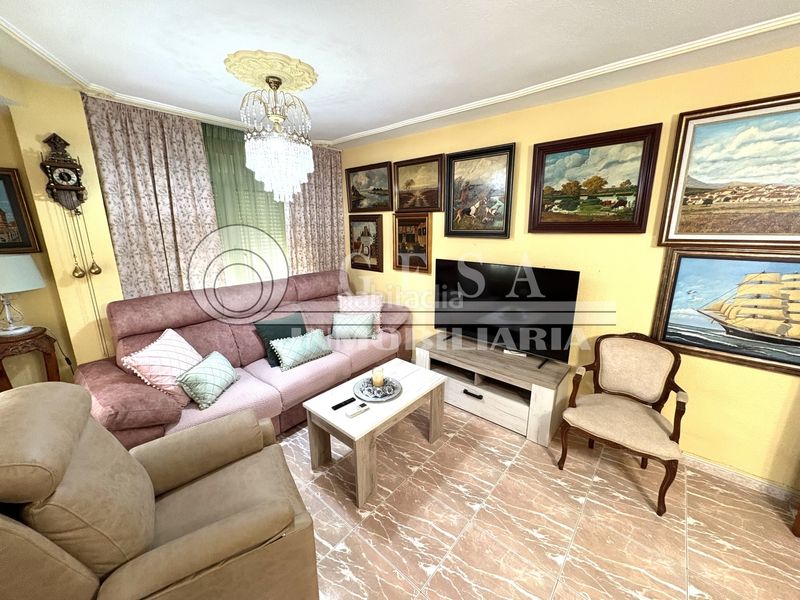 Foto 7db3d293-50da-4df1-beaf-e1dff95a6727. Piso en Poniente-Faro Torre del Mar