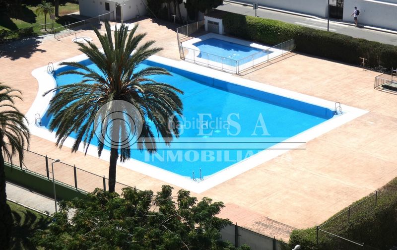 Foto 8ad3a7be-cb74-4aed-b617-f83ccbd7f470. Piso en Poniente-Faro Torre del Mar
