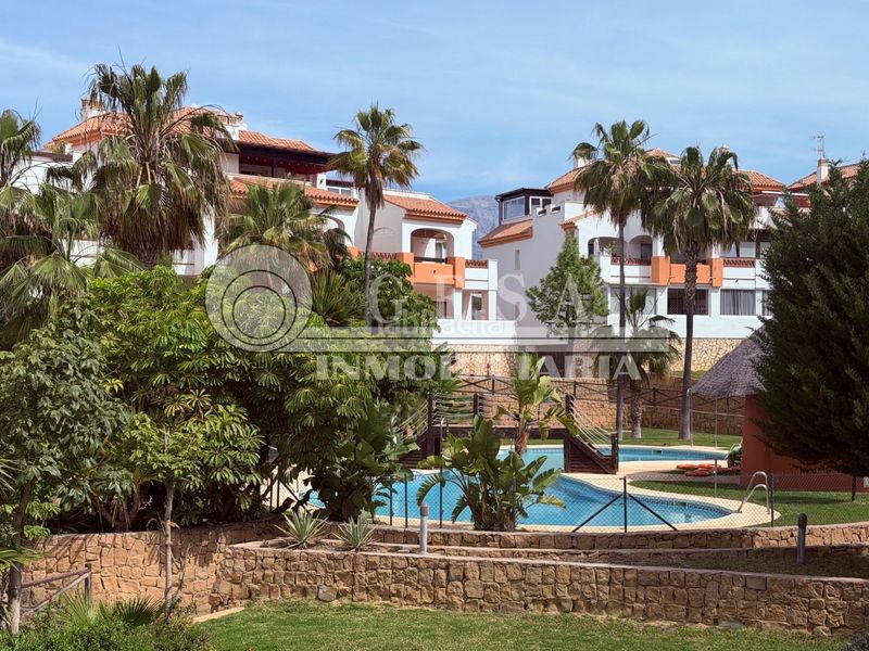 Foto 9bae2896-1403-402f-b58c-66efd91a7a73. Pis amb calefacció aparcament piscina a Caleta de Velez