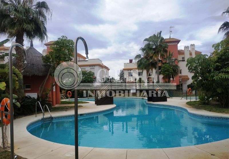 Foto c9fb4863-8930-4c73-9587-2837b8ae3de3. Pis amb calefacció aparcament piscina a Caleta de Velez