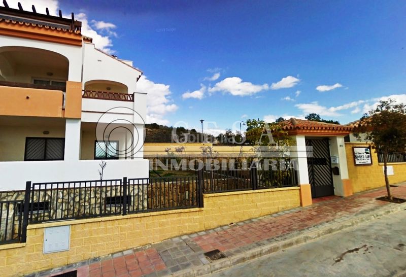 Foto 3546f6e6-2f15-445e-bb70-b5c676232ff4. Piso en Caleta de Velez