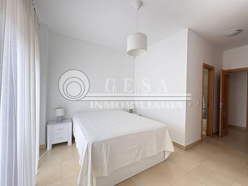 Foto 8d82875e-1765-4d3f-84d8-fff619579a51. Piso en Caleta de Velez