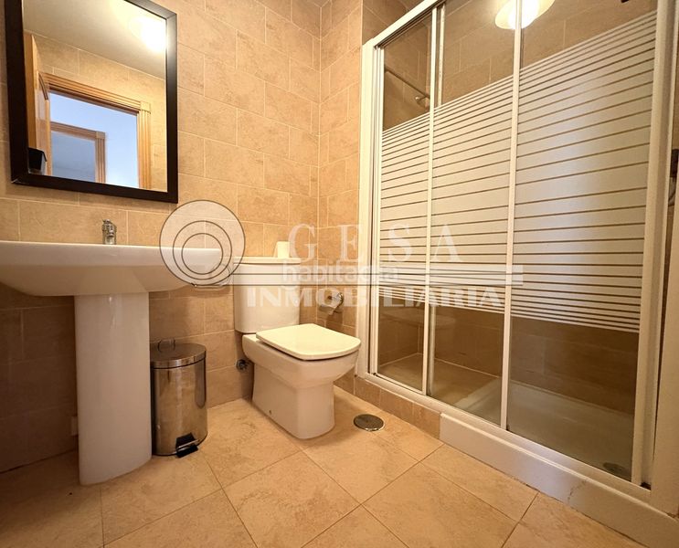 Foto cb33681d-d266-44dd-bf77-3fc4a0ceb3e3. Piso en Caleta de Velez