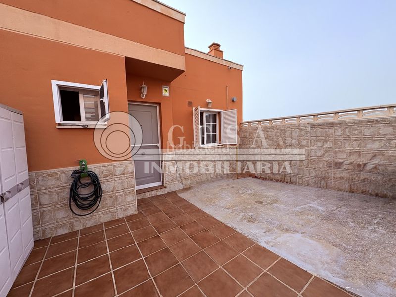 Foto 0155893e-19b6-4ec5-aec7-181dbfd65081. Casa amb calefacció aparcament piscina a Almayate Bajo