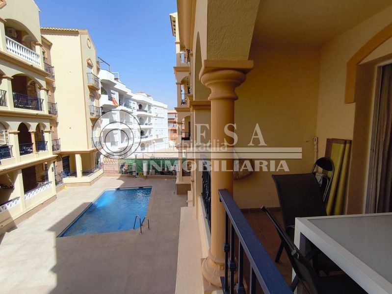 Foto 49190cd0-f979-4c2a-96e3-affd44bc1141. Flat with pool in Urbanización Santa Rosa Torrox