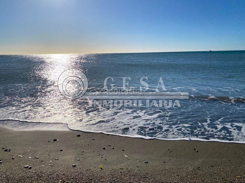 Foto 1d6e2652-f631-4938-82d1-14f02c1eebad. Piso en Poniente-Faro Torre del Mar