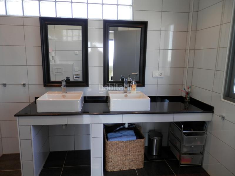 Foto b3fba107-4311-43c8-b114-83ef510bae90. Chalet avec chauffage parking piscine dans Altea ciudad Altea