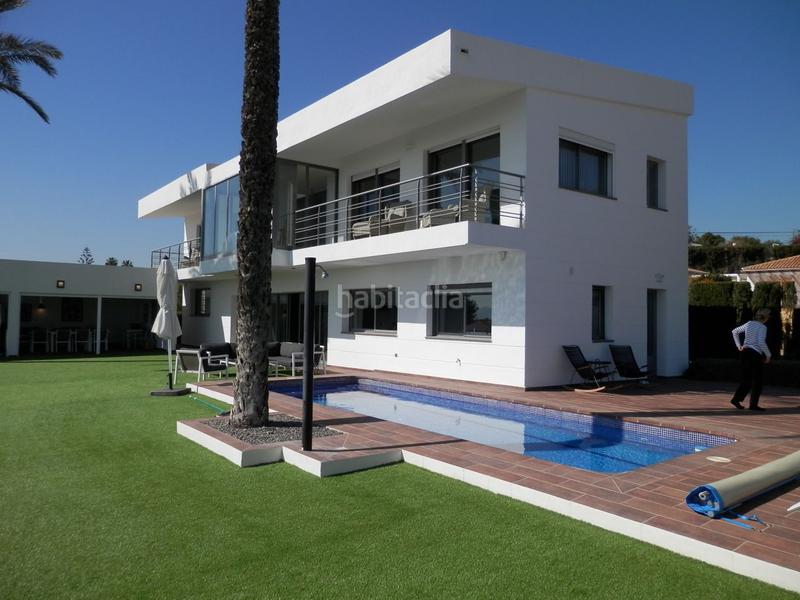 Foto 4502e62c-486a-413c-ac39-d40373106f96. Chalet con riscaldamento parcheggio piscina in Altea ciudad Altea