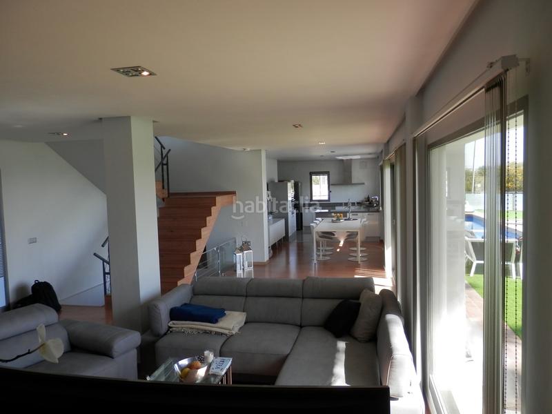 Foto 80c113cf-53b2-49e4-9a51-25ff86a20720. Chalet con riscaldamento parcheggio piscina in Altea ciudad Altea