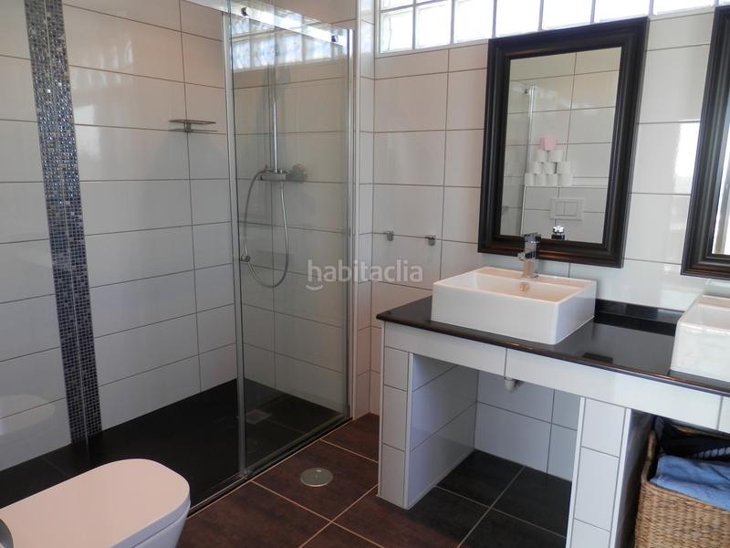 Foto c7b468f4-7c7d-4274-8388-205b9550c22a. Chalet con riscaldamento parcheggio piscina in Altea ciudad Altea