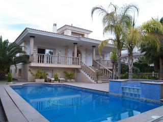 Chalet en Pueblo-Ubanizaciones