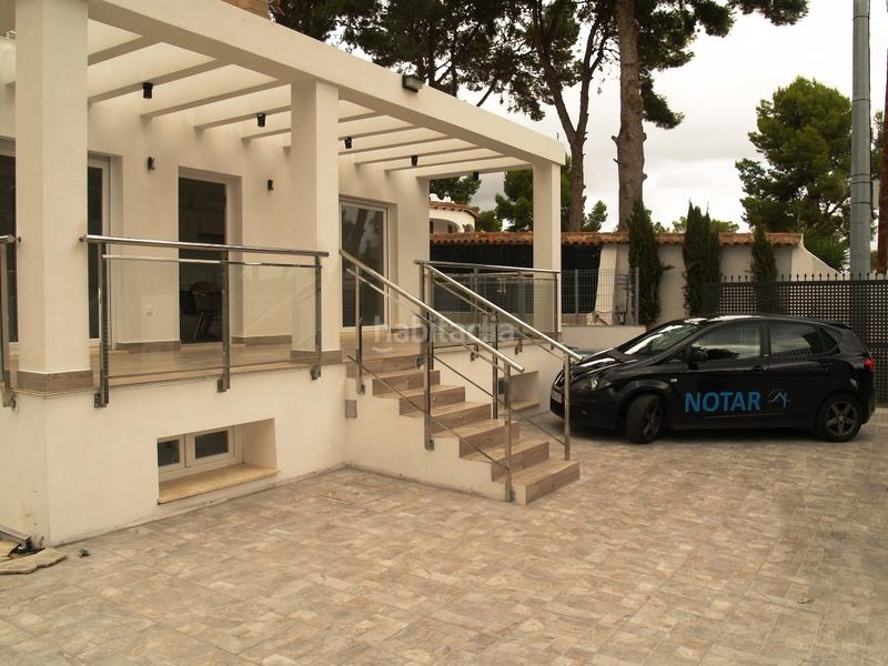 Foto 5d770e4e-5c03-48da-bef3-b0cf496729ed. Chalet en Coloma Nucia (la)