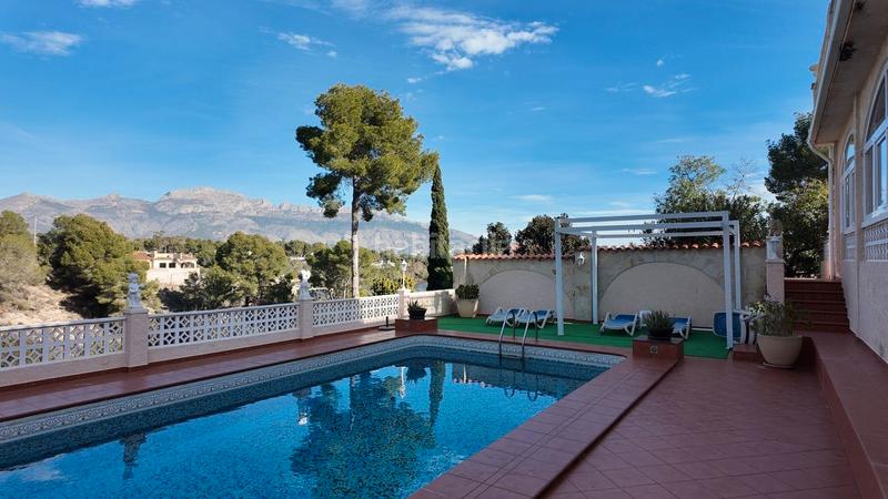 Foto 11cdb5ca-fead-4bfb-ae9c-998a2fa7ad41. Chalet with heating parking pool in Escandinavia-Cautivador Alfàs del Pi (l´)