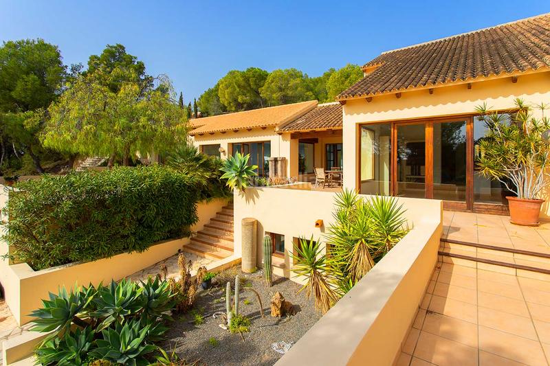 Foto e5de73d9-df89-4e32-9a6c-d9bfffe26adb. Chalet avec chauffage parking piscine dans Altea ciudad Altea