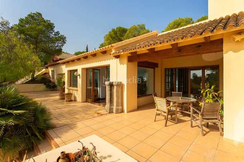 Foto 1f8f38e6-be1b-4a94-8f5d-4b5ff44472d9. Xalet amb calefacció aparcament piscina a Altea ciudad Altea