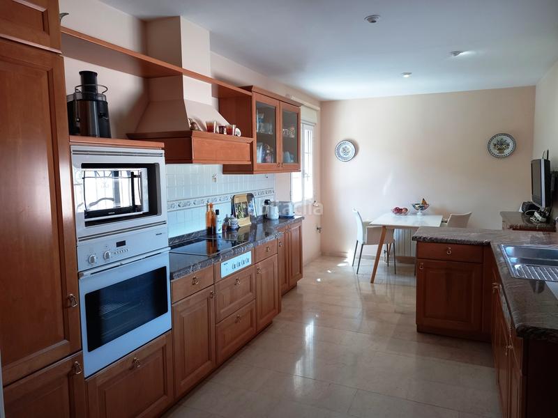 Foto ac5b03d0-b47a-4a93-8c81-24af45add6f5. Chalet avec chauffage parking piscine dans L´Albir Alfàs del Pi (l´)