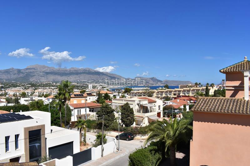 Foto 9f637d4e-b6a9-4be3-9f79-e8fc02ab819d. Casa amb aparcament piscina a L´Albir Alfàs del Pi (l´)