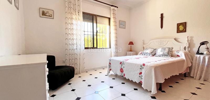 Foto eef09762-da76-468b-9b5b-50ed9c289f96. Casa amb piscina a Cabo Roig Orihuela