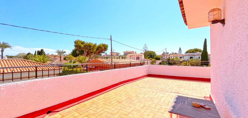 Foto 3ab46726-d1d6-4b02-8ffd-23d6595d2b83. Haus mit pool in Cabo Roig Orihuela